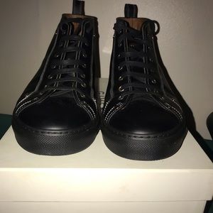 Men’s Givenchy Rivets Sneaker